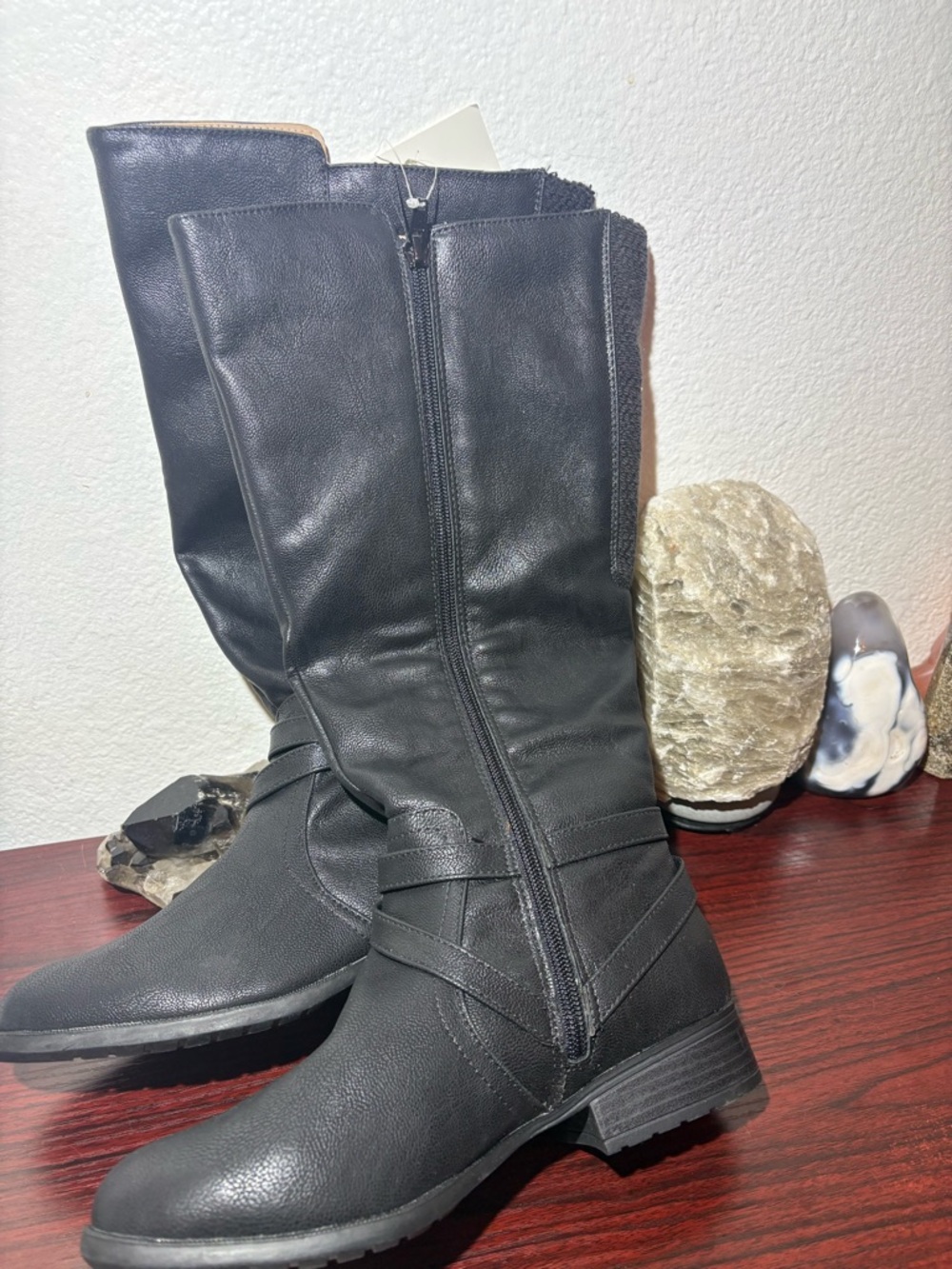 XTrovert Wide Calf Riding Boot - Picture 7 of 9